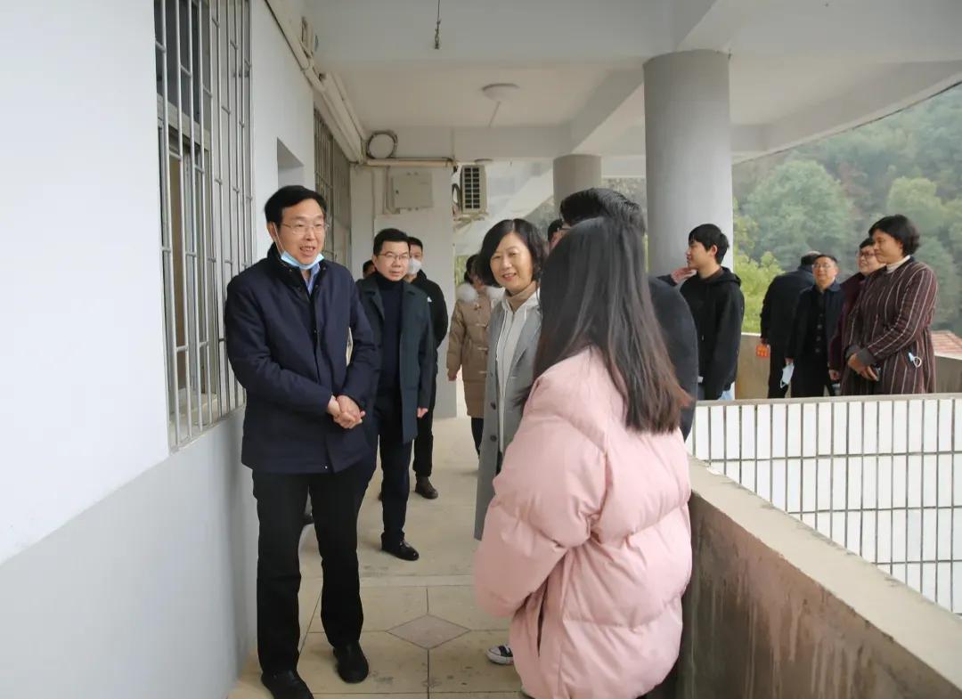 学生餐补贴，助力校园餐饮，促进健康成长_解释落实