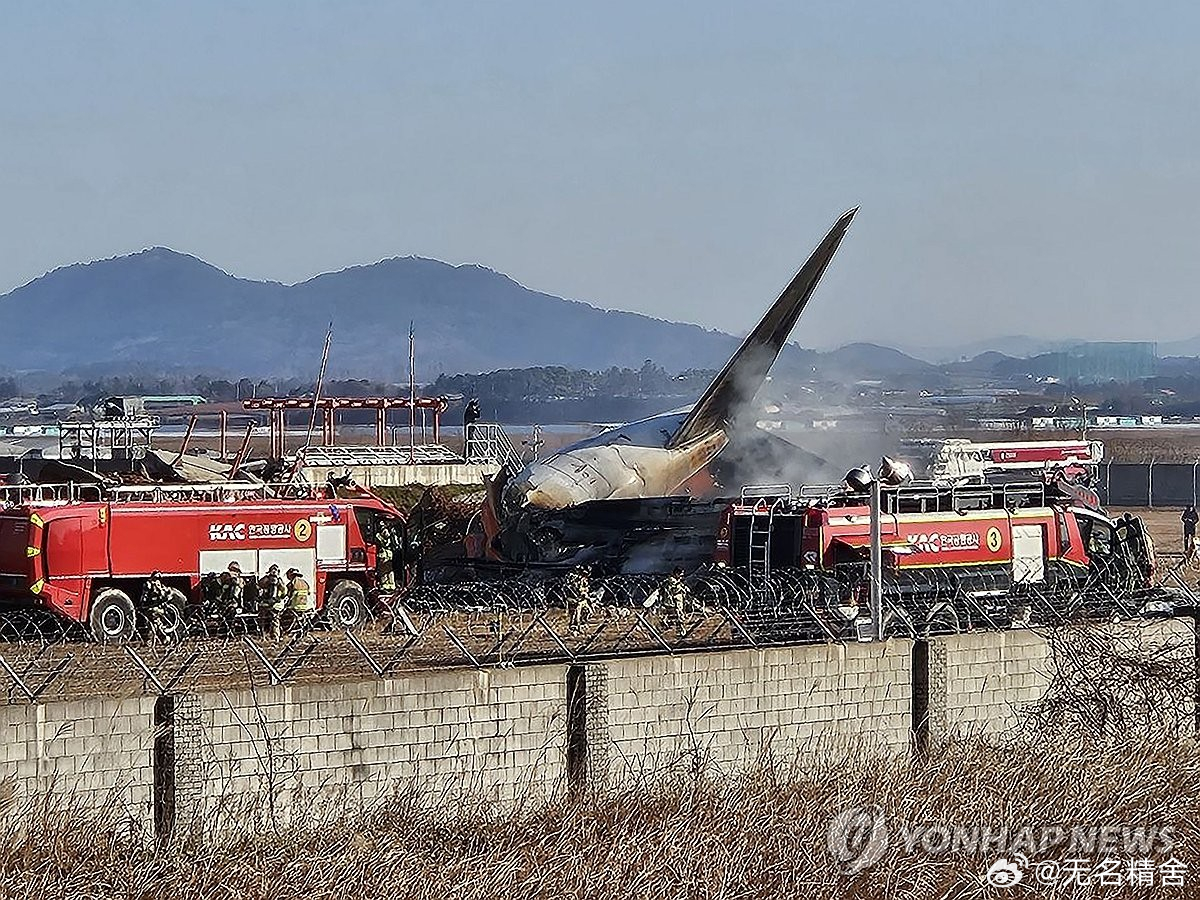 韩国客机火灾事件，灾难背后的推测与反思（179人遇难）