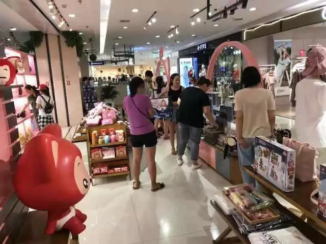 单亲妈妈开什么店合适，策略与建议