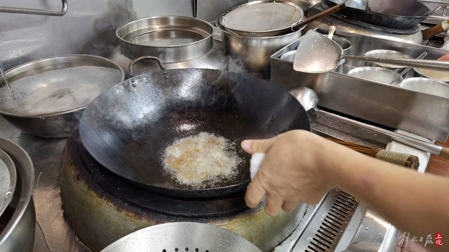 预制年夜饭风靡市场，仅需293元，八个菜轻松上桌