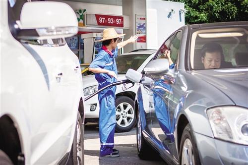 东北首批新能源车主揭秘，新能源汽车的魅力远超传统油车