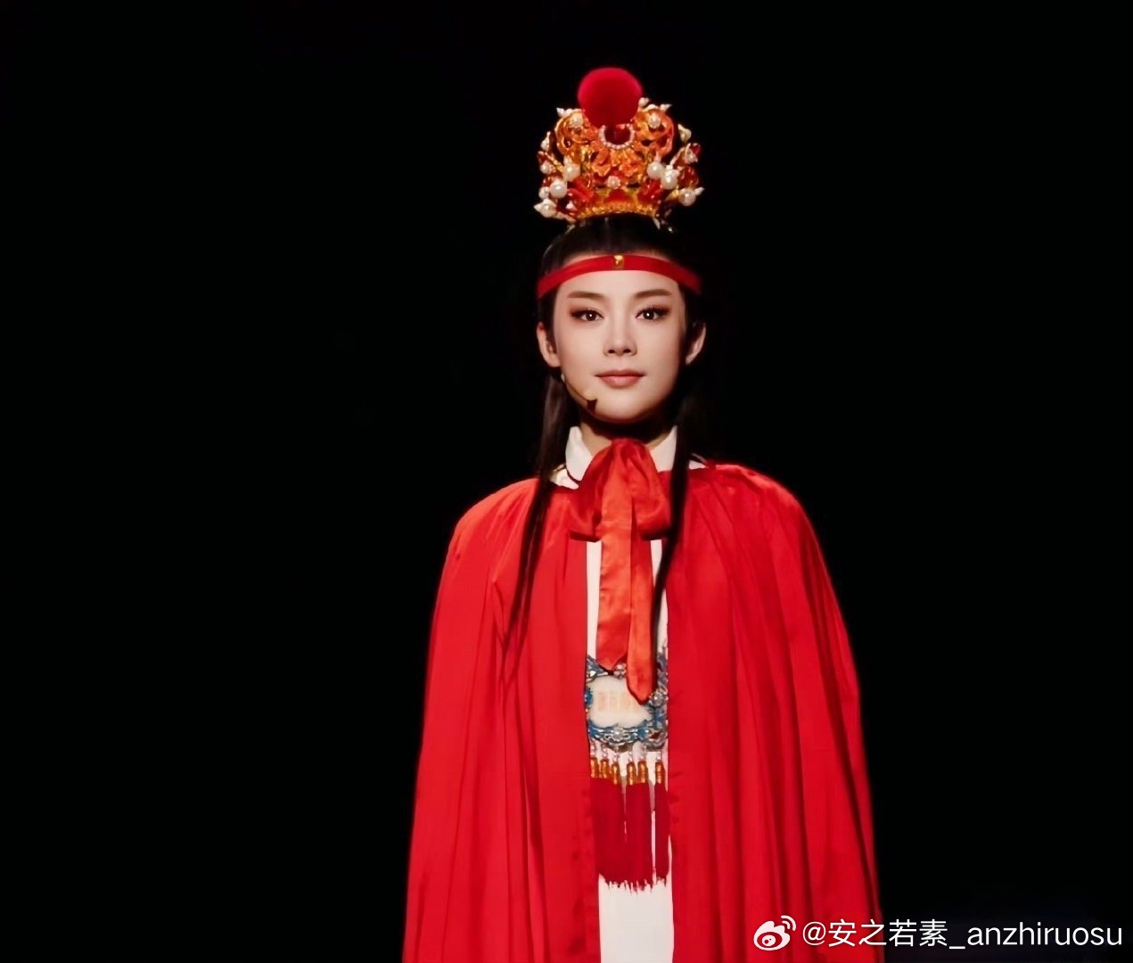 陈丽君演绎贾宝玉，如梦如幻，真从书中走出来