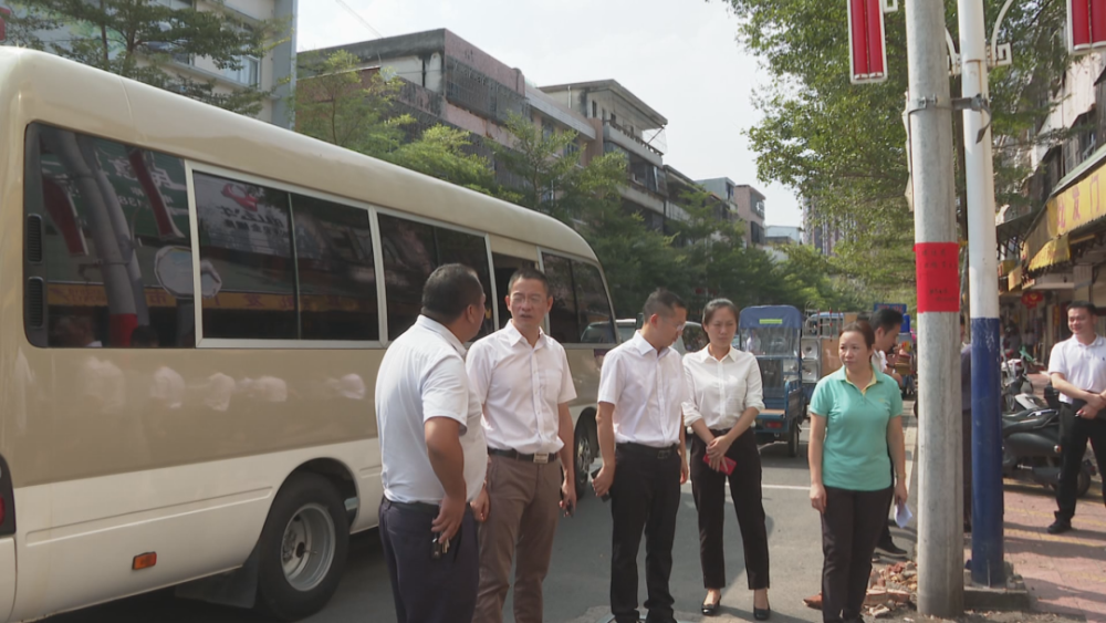 县委书记被拦车反映问题，当地迅速回应，展现治理决心