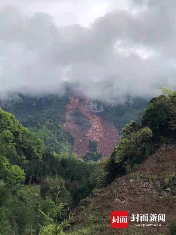 一、标题，四川宜宾山体滑坡引发关注，30余人失联牵动人心