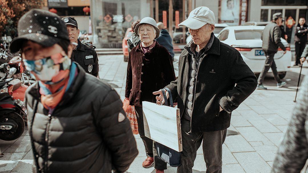 老年大学沦为大卖场，现象背后的反思与探索