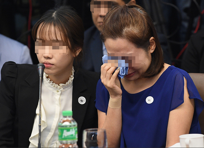 韩国女学生跳车身亡引发社会热议，司机被判无罪背后隐藏真相揭秘