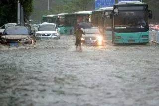 深圳大暴雨